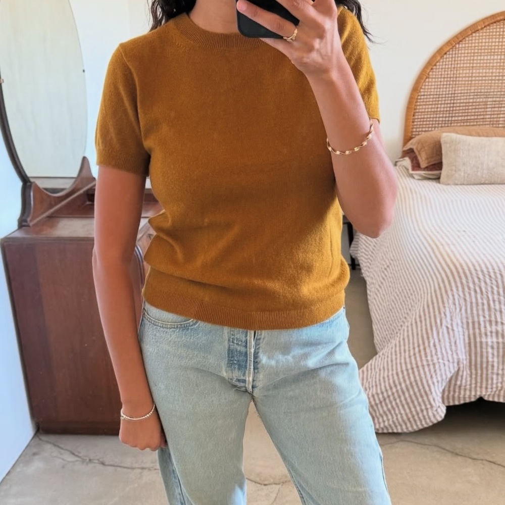Everlane 100% Cashmere Short Sleeve Sweater - Picture 5 of 6